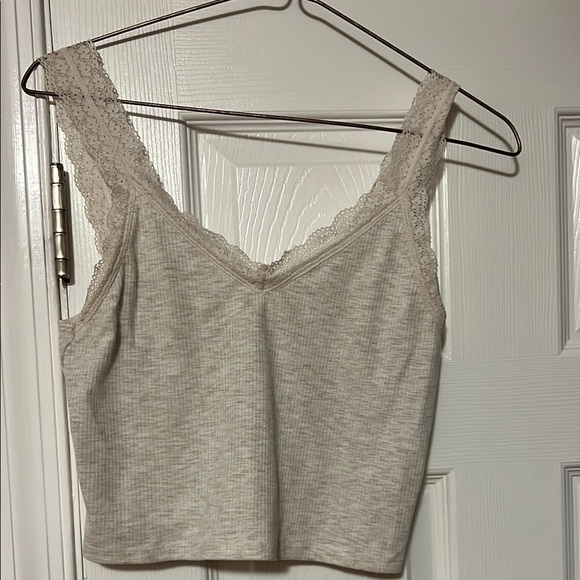 American Eagle Outfitters Tops - American Eagle Outfitters Gray Cropped Fitted Tank Top